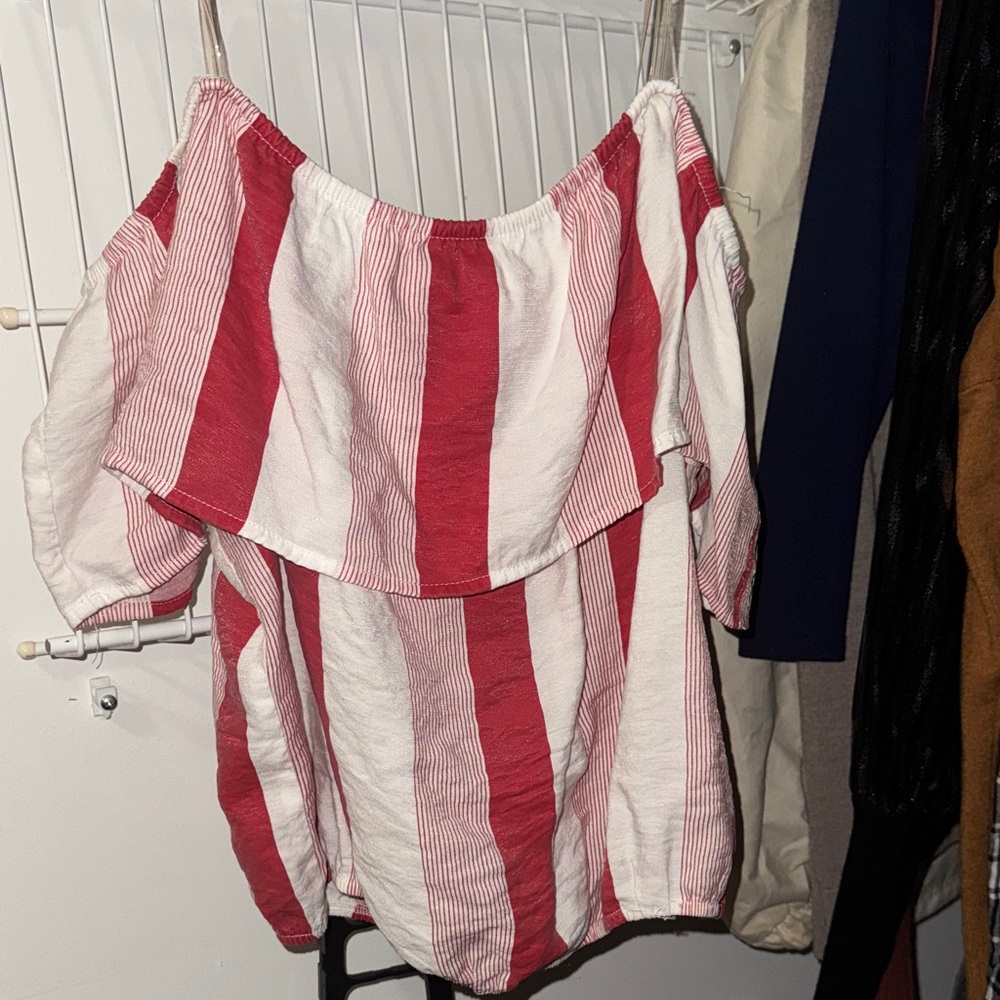 Charlotte Russe Bold Red and White Off-Shoulder Crop Top
